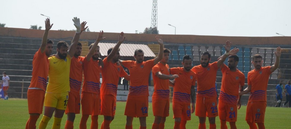 İskenderun FK Play-Off'larda ilk raundu kazandı