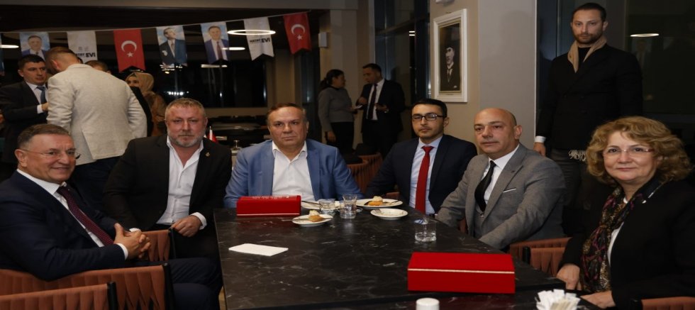 Savaş: “Gazeteciler Haklarını  Alabilmek İçin Birlik Olmalı”