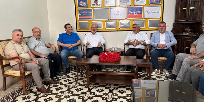 Meclis Dijital Mecralar Komisyonu Başkanı – Hatay Milletvekili Prof. Dr. Hüseyin Yayman İskenderun Gazeteciler Cemiyetini ziyaret etti